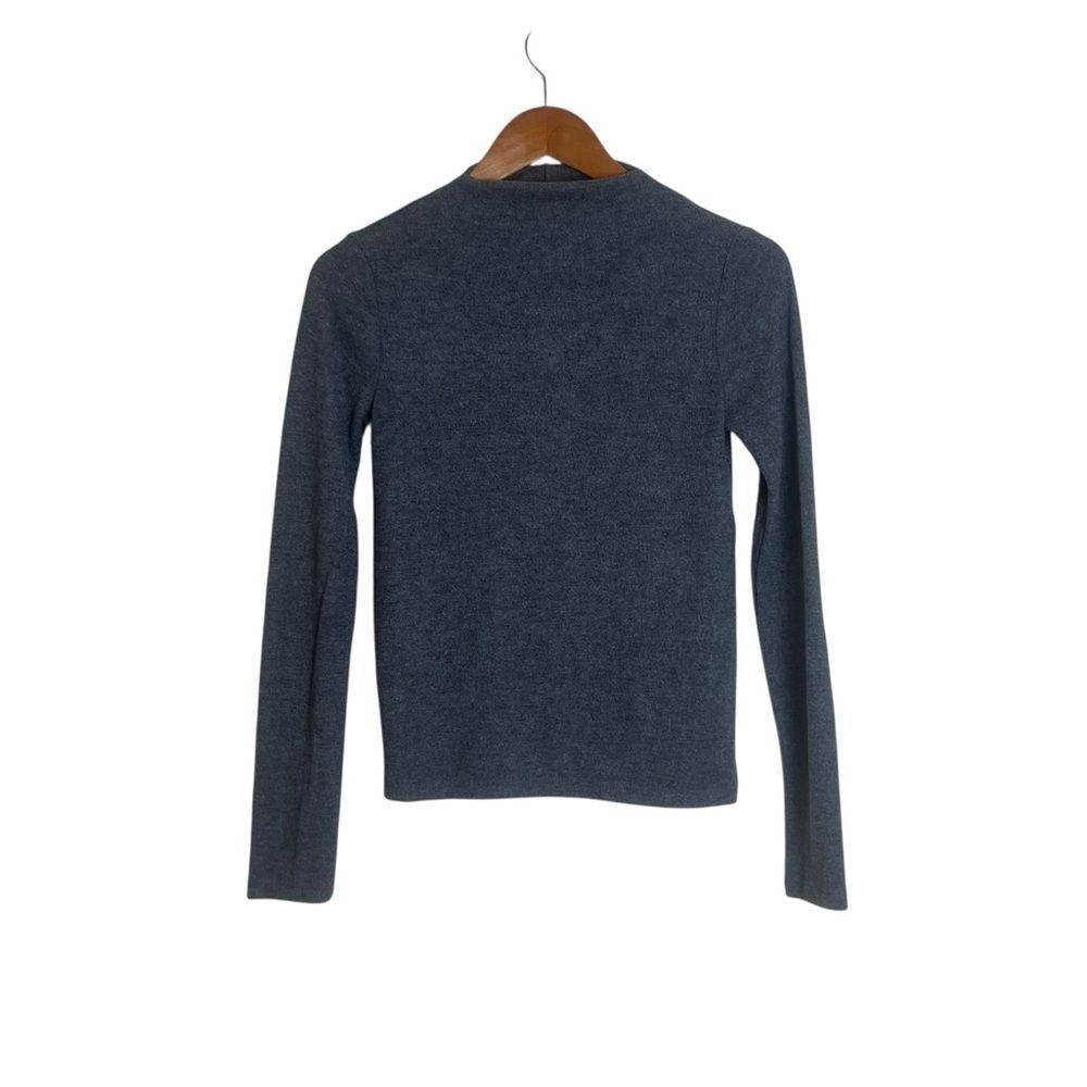 3 for $30! Forever 21 grey long sleeve shirt
